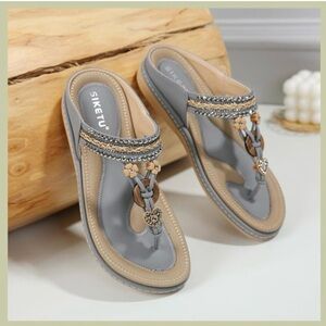 Women's Gray and Tan Sandals